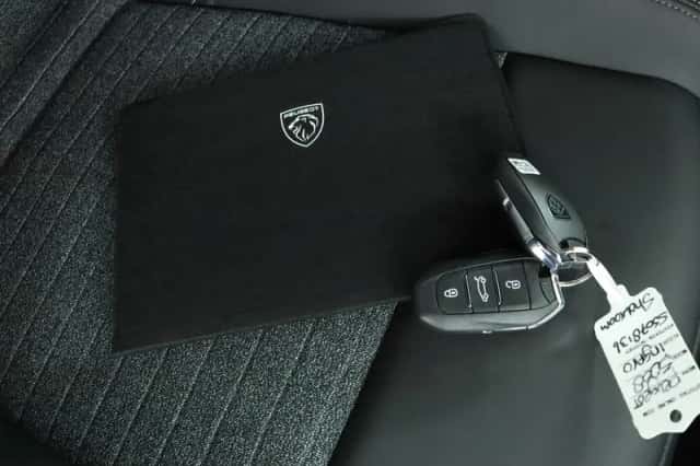 Peugeot 5008 (2025) thumbnail 9