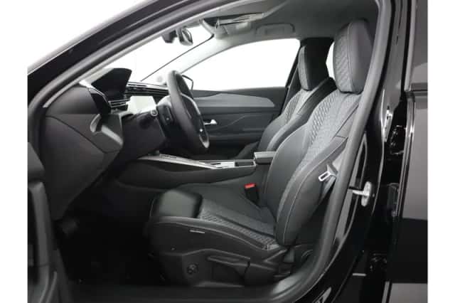 Peugeot 408 (2026) thumbnail 5