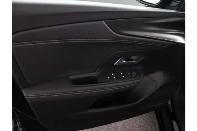 Opel Mokka (2023) thumbnail 39