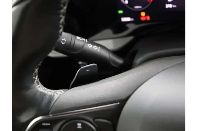 Opel Mokka (2023) thumbnail 41