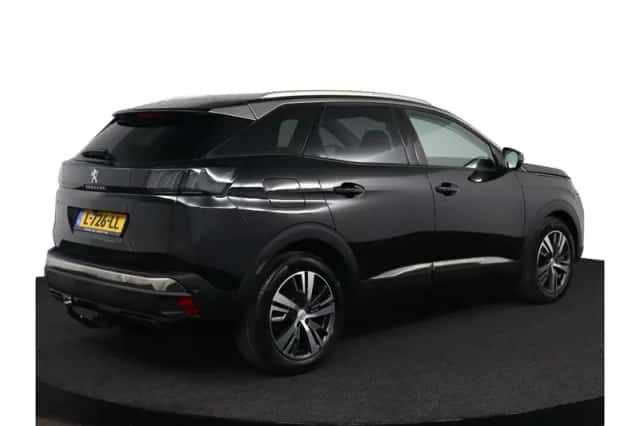 Peugeot 3008 (2021) thumbnail 2