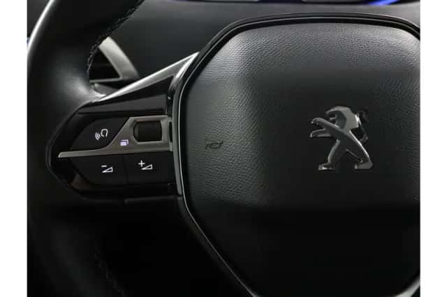 Peugeot 3008 (2021) thumbnail 15