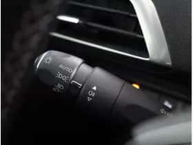 Peugeot 3008 (2021) thumbnail 24