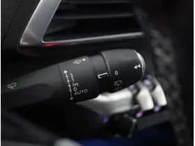 Peugeot 3008 (2021) thumbnail 25