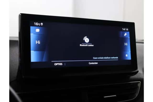 Peugeot 3008 (2021) thumbnail 45
