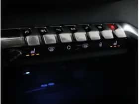 Peugeot 3008 (2021) thumbnail 47