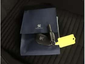 Peugeot 208 (2021) thumbnail 11