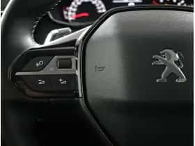 Peugeot 208 (2021) thumbnail 16