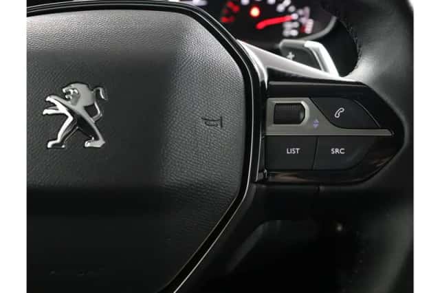 Peugeot 208 (2021) thumbnail 17