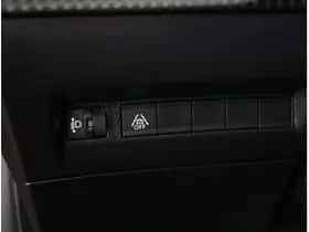 Peugeot 208 (2021) thumbnail 23