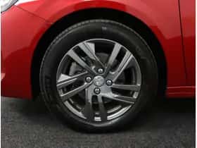 Peugeot 208 (2021) thumbnail 30