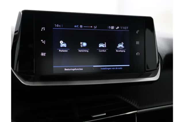 Peugeot 208 (2021) thumbnail 41