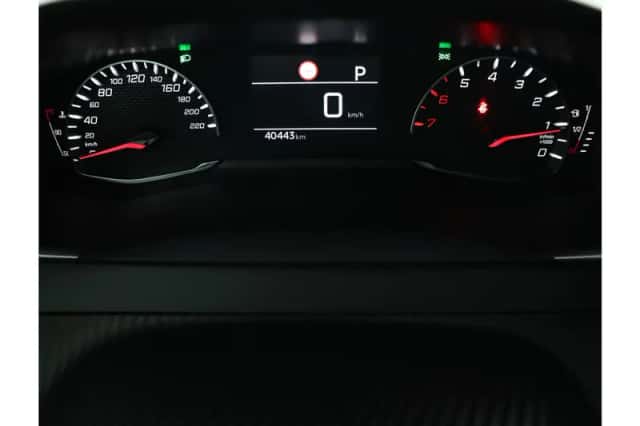 Peugeot 208 (2021) thumbnail 7