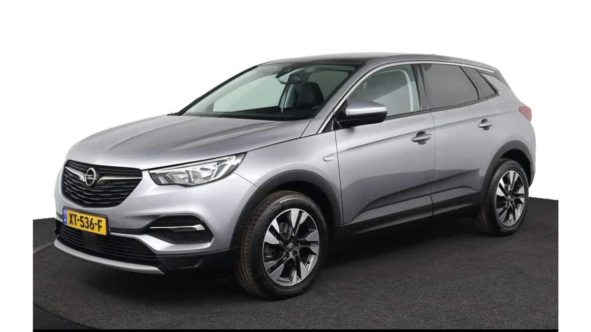 Opel Grandland X (2019) — foto 1
