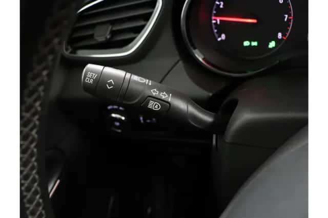 Opel Grandland X (2019) thumbnail 23