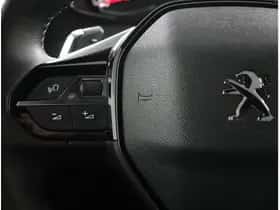 Peugeot 2008 (2023) thumbnail 16