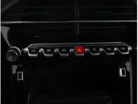 Peugeot 2008 (2023) thumbnail 42