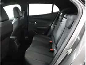 Peugeot 2008 (2023) thumbnail 6