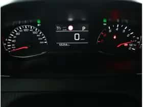Peugeot 2008 (2023) thumbnail 7