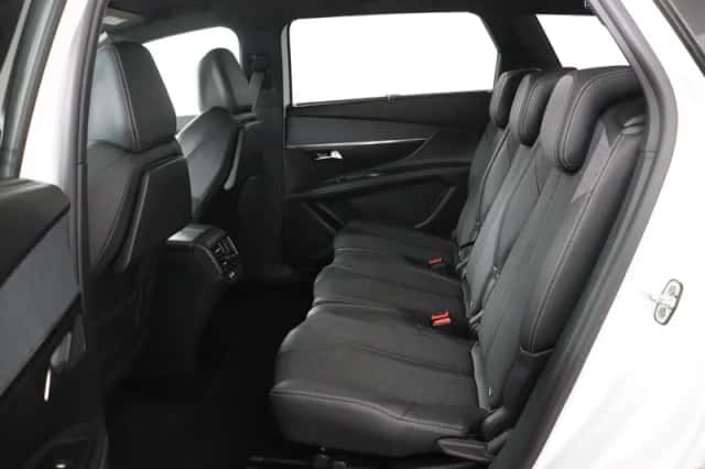 Peugeot 5008 (2020) thumbnail 15