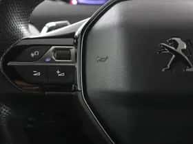 Peugeot 5008 (2020) thumbnail 16