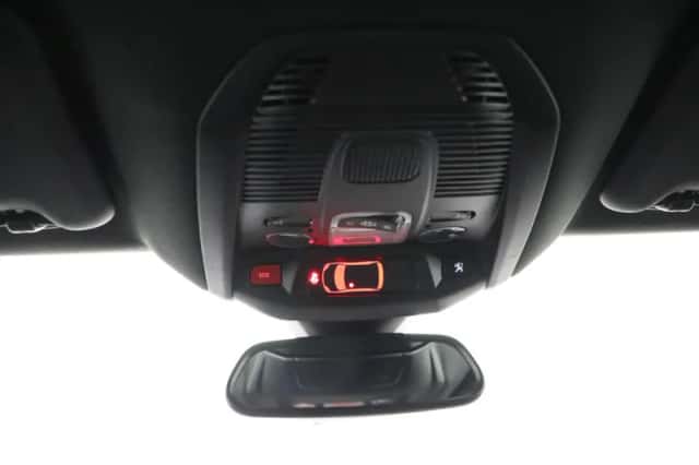 Peugeot 5008 (2020) thumbnail 26