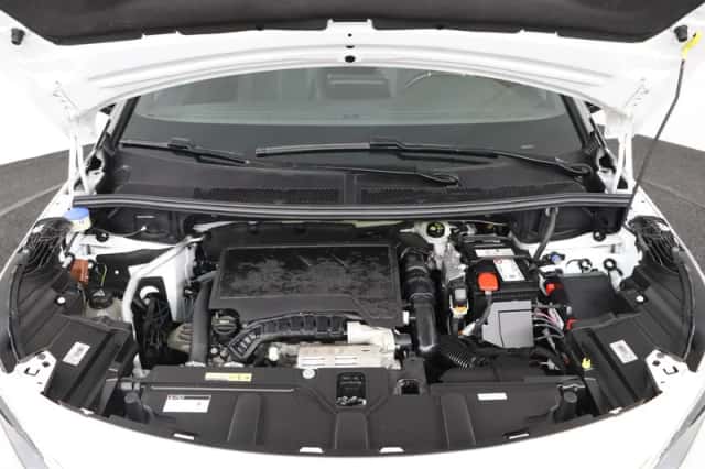 Peugeot 5008 (2020) thumbnail 27