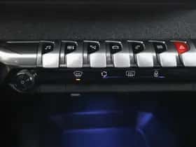 Peugeot 5008 (2020) thumbnail 6