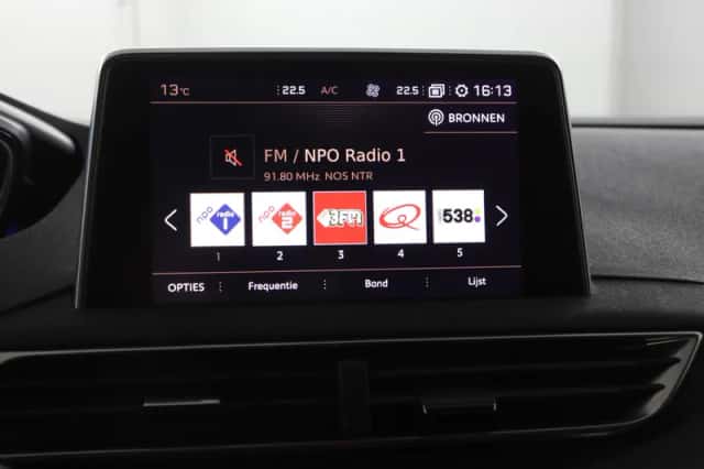 Peugeot 5008 (2020) thumbnail 7