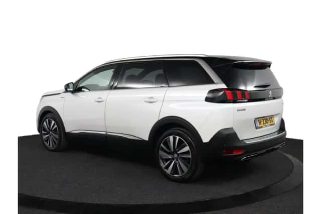 Peugeot 5008 (2020) thumbnail 10
