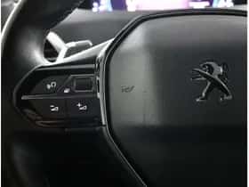 Peugeot 3008 (2023) thumbnail 16