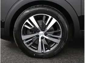 Peugeot 3008 (2023) thumbnail 30