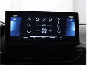 Peugeot 3008 (2023) thumbnail 6