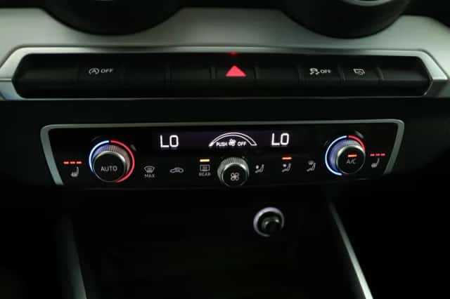 Audi Q2 (2019) thumbnail 6