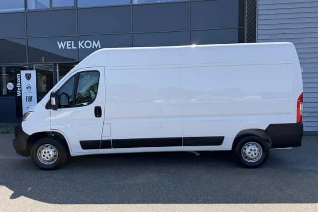 Opel Movano (2024) thumbnail 2