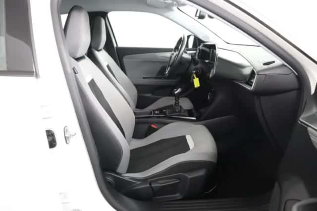 Opel Mokka (2022) thumbnail 18