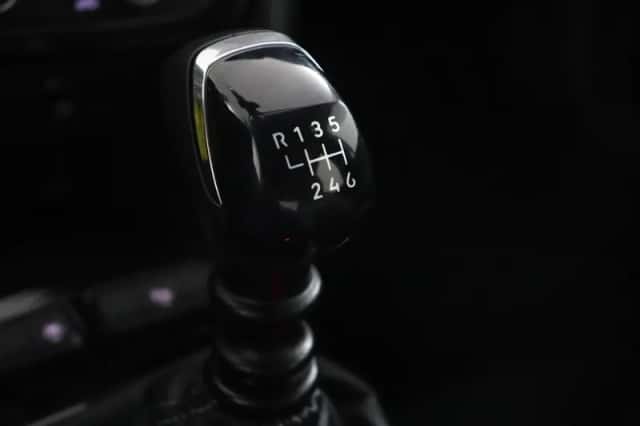 Opel Mokka (2022) thumbnail 20