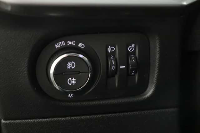 Opel Mokka (2022) thumbnail 22