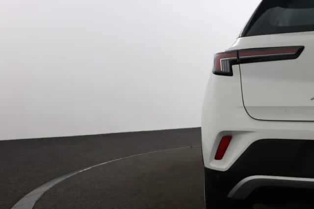 Opel Mokka (2022) thumbnail 32