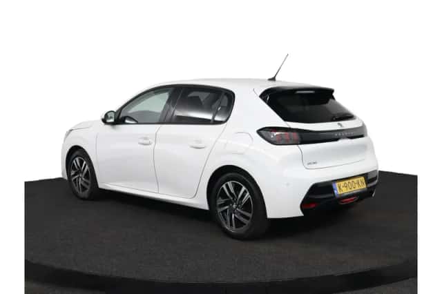 Peugeot 208 (2021) thumbnail 11