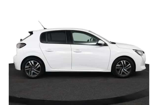 Peugeot 208 (2021) thumbnail 12