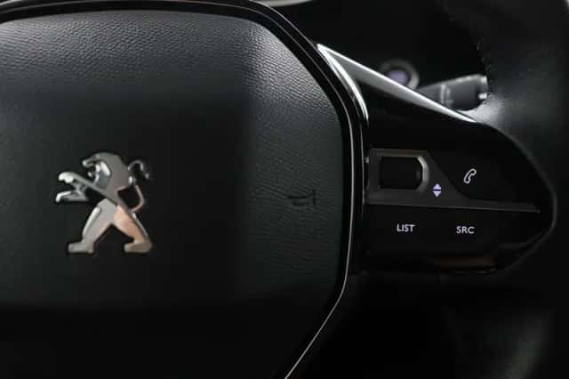 Peugeot 208 (2021) thumbnail 16