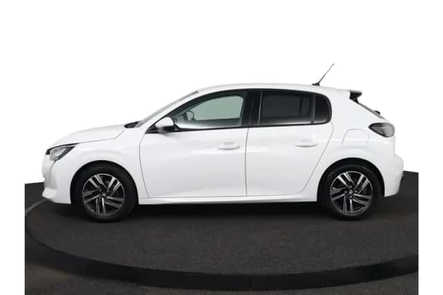 Peugeot 208 (2021) thumbnail 3