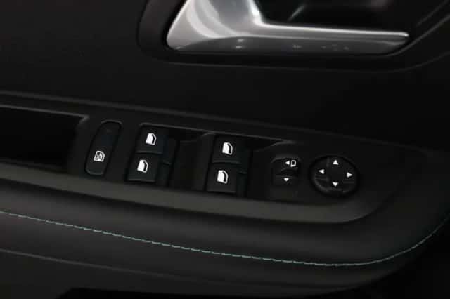 Peugeot 208 (2021) thumbnail 21