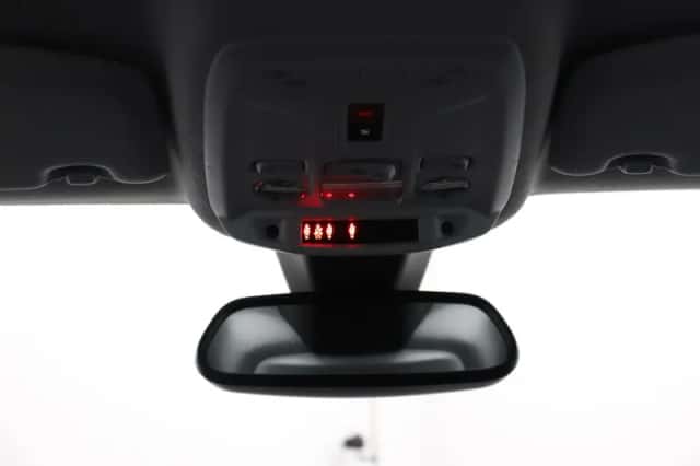Peugeot 208 (2021) thumbnail 25