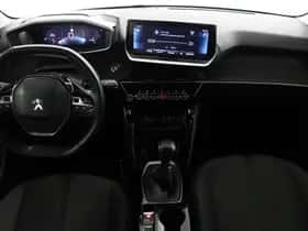 Peugeot 208 (2021) thumbnail 4
