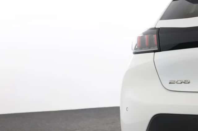 Peugeot 208 (2021) thumbnail 31