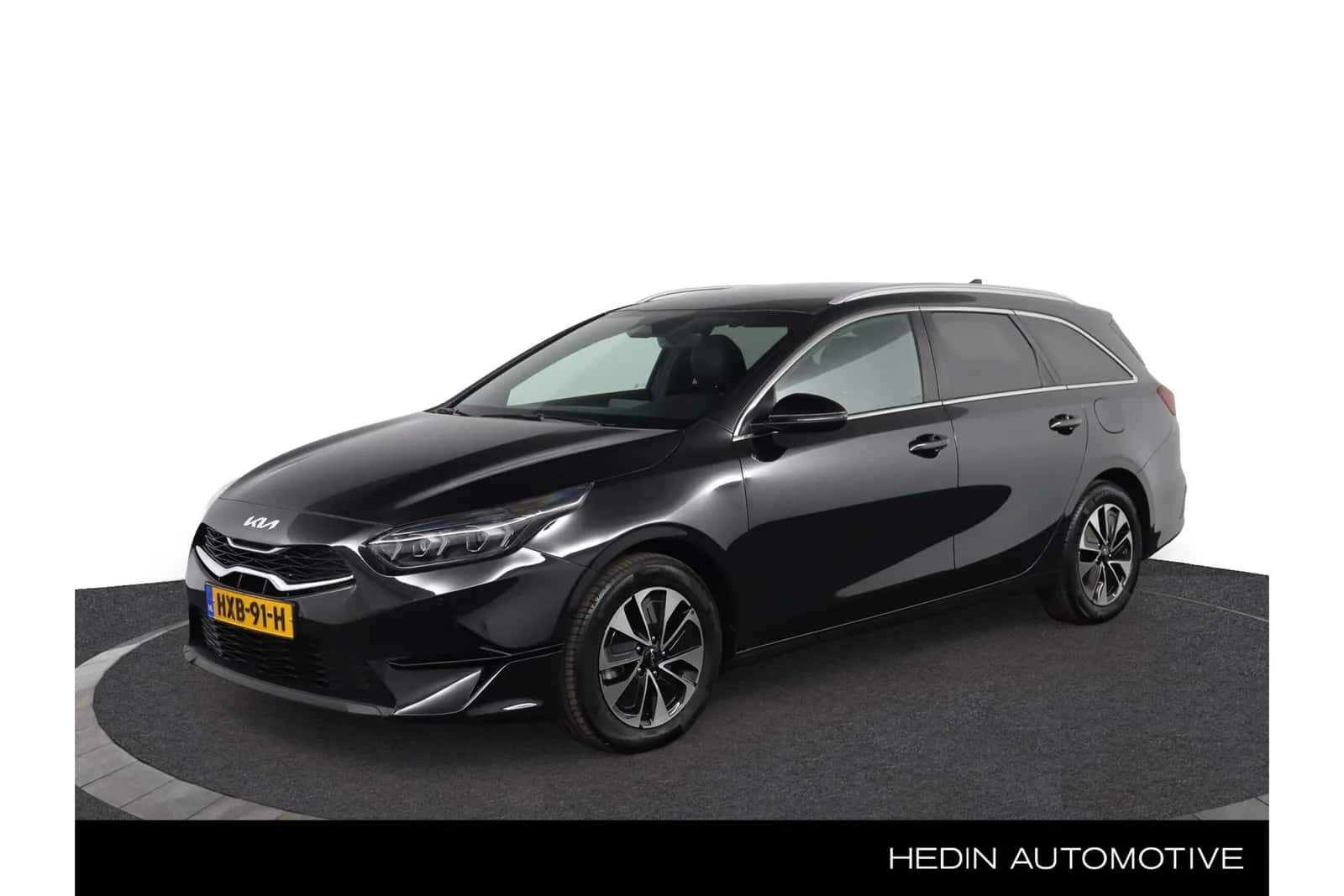 Kia Ceed Sportswagon (2025) — foto 1