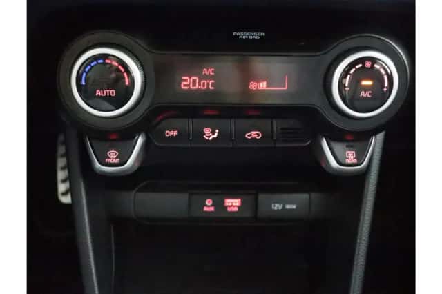 Kia Picanto (2018) thumbnail 8