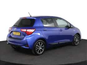 Toyota Yaris (2018) thumbnail 2